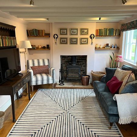 Luxury Cottage With Garden Bredon Екстер'єр фото